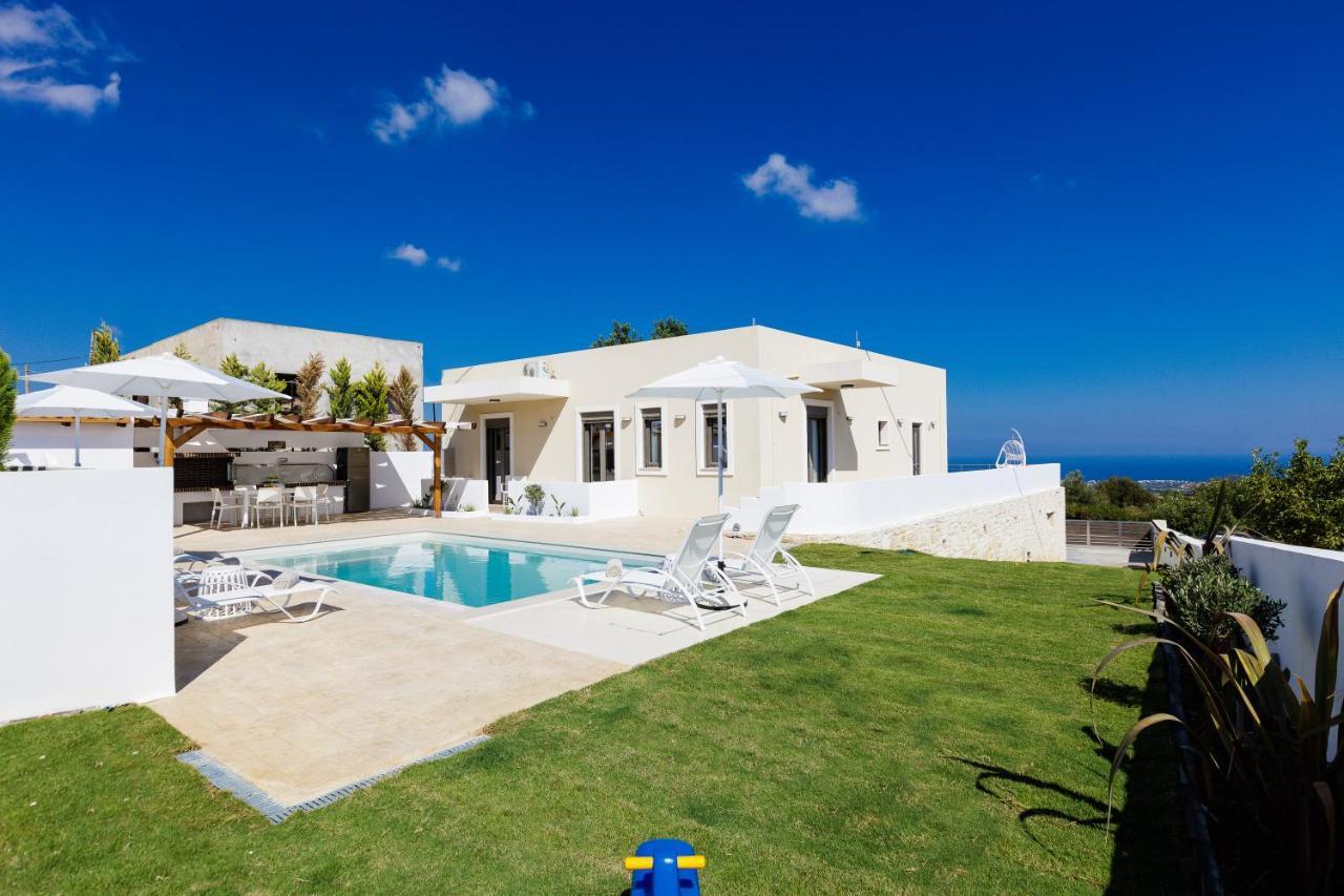 Aerin Villa, A Sublime Sanctuary, By Thinkvilla Roupai Bagian luar foto