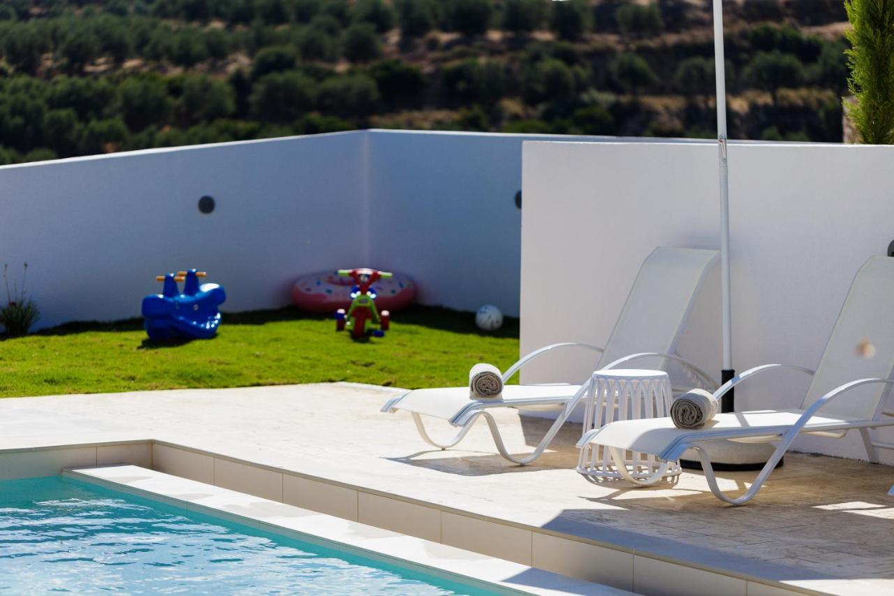 Aerin Villa, A Sublime Sanctuary, By Thinkvilla Roupai Bagian luar foto