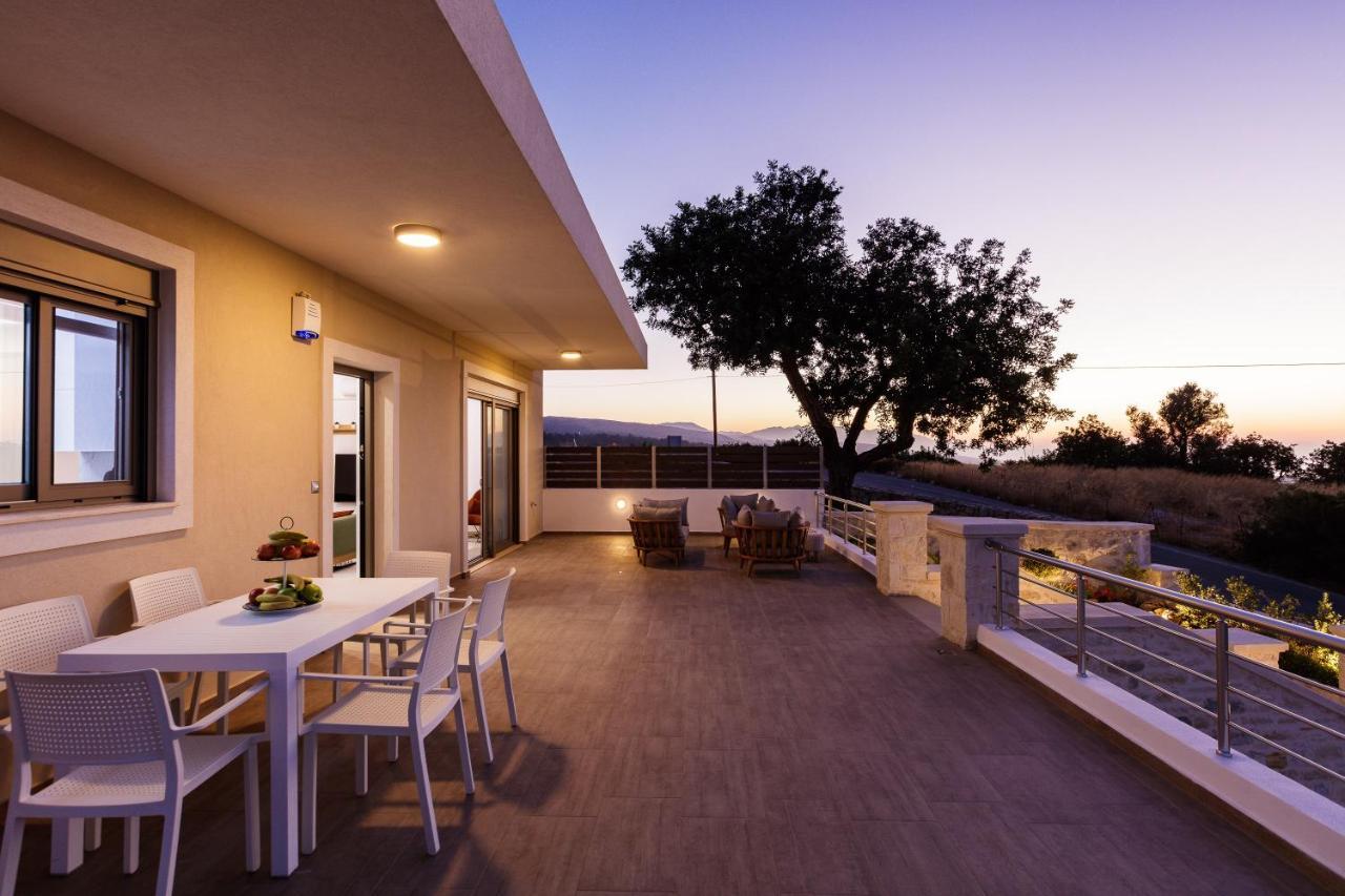 Aerin Villa, A Sublime Sanctuary, By Thinkvilla Roupai Bagian luar foto
