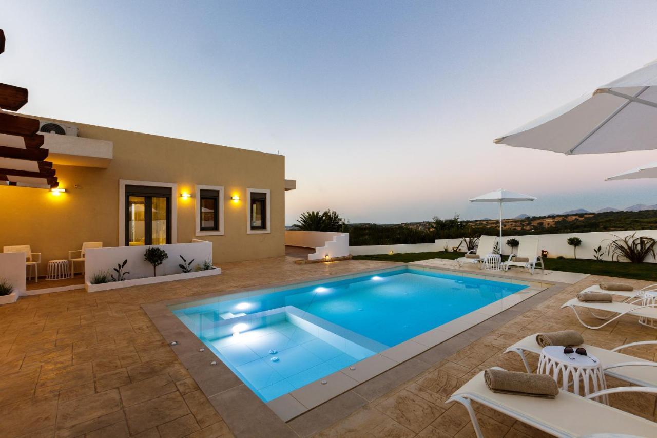 Aerin Villa, A Sublime Sanctuary, By Thinkvilla Roupai Bagian luar foto